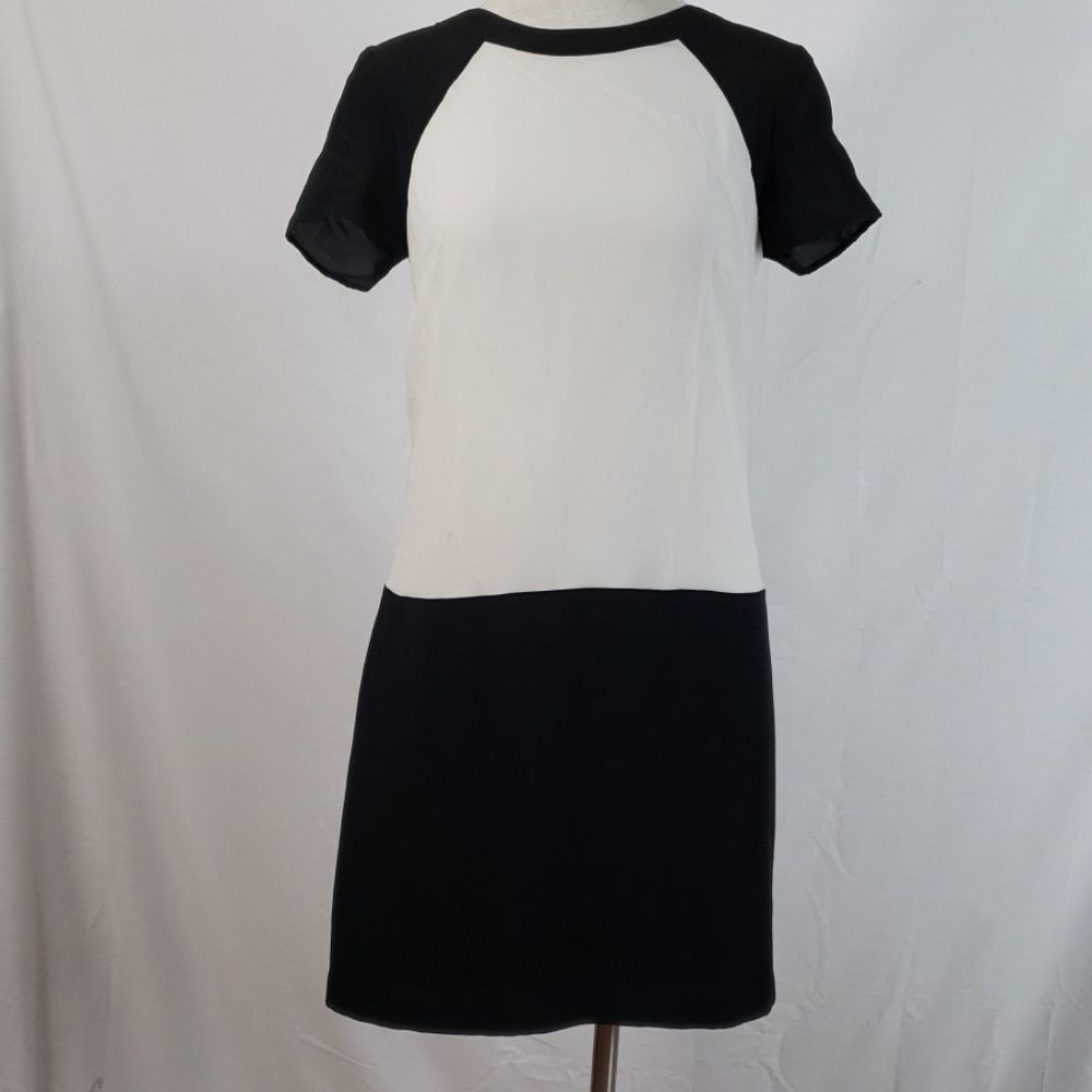 BANANA REPUBLIC Color-block Dress *Silk* Size 2‎